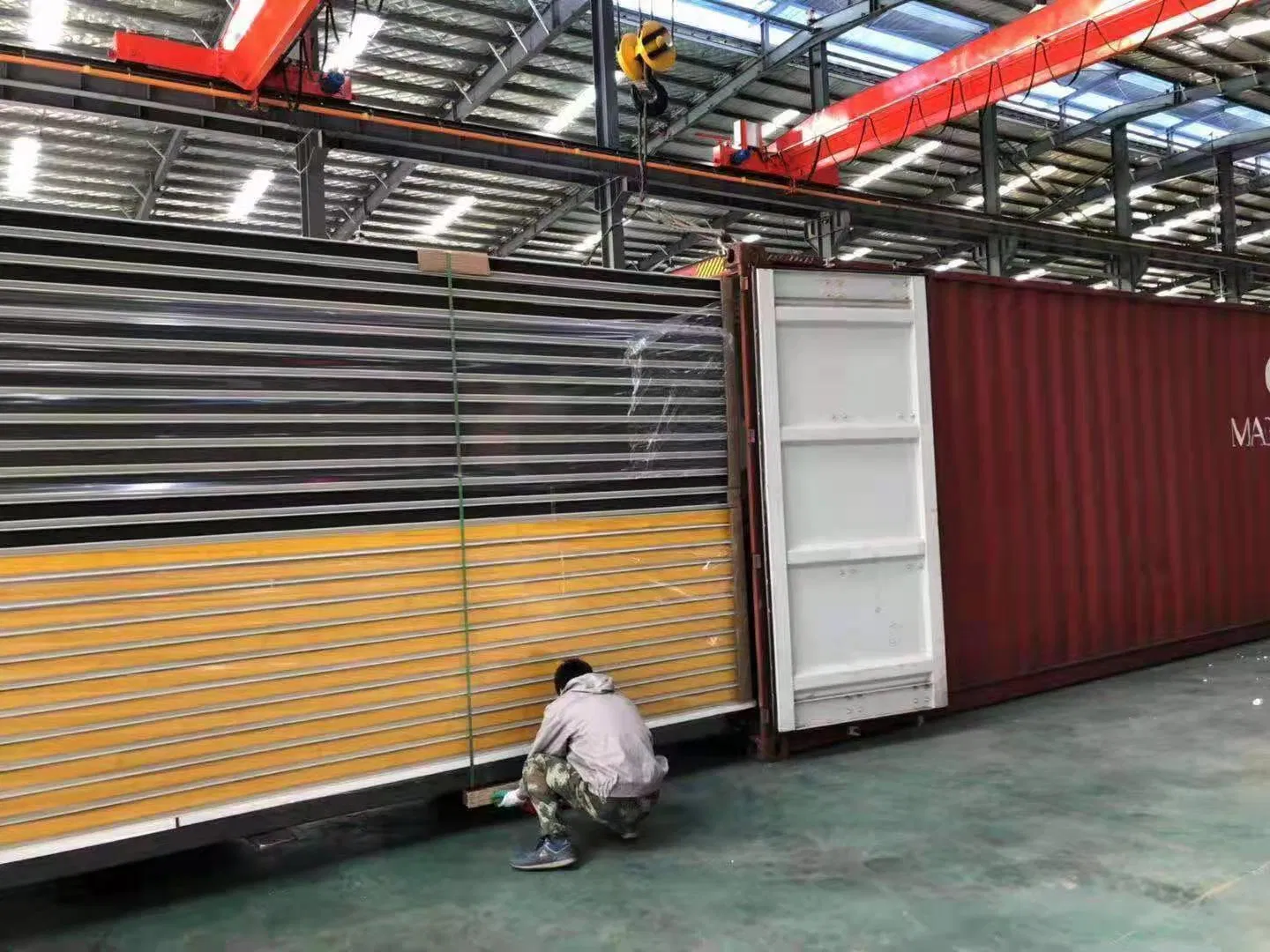 ISO Certificated Waterproof Fireproof EPS Sandwich Panel for Wall and Roof
