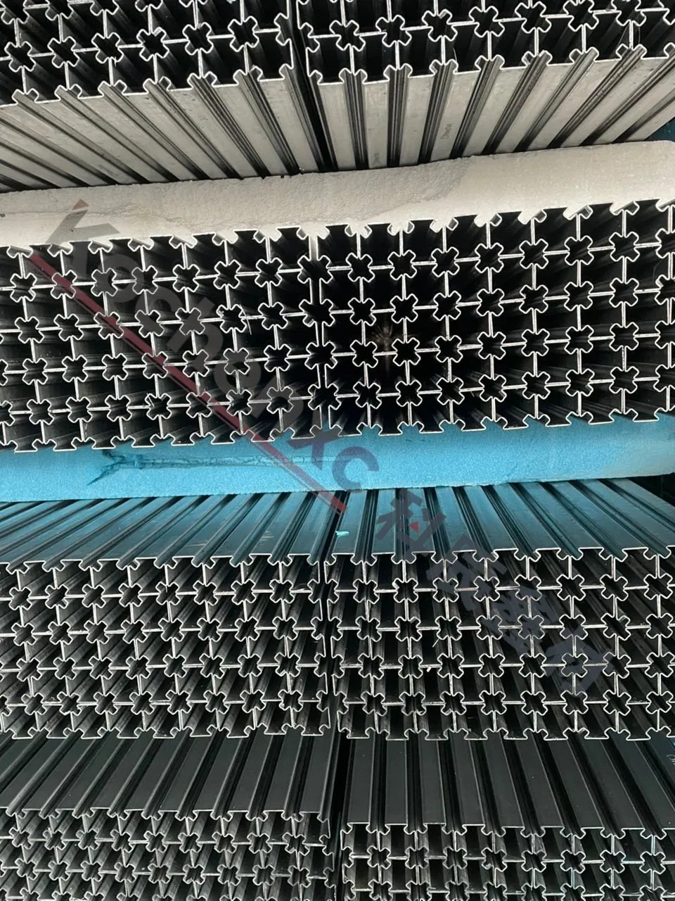 Quick Installation of Metal Keel (for partition wall decoration)