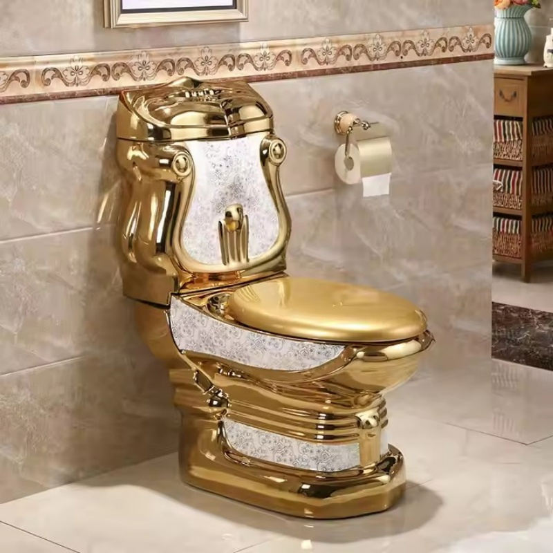 Factory Price Luxury Design Golden Color Toilet Bowl Electroplated Bathroom Wc Two Piece Gold Toilet