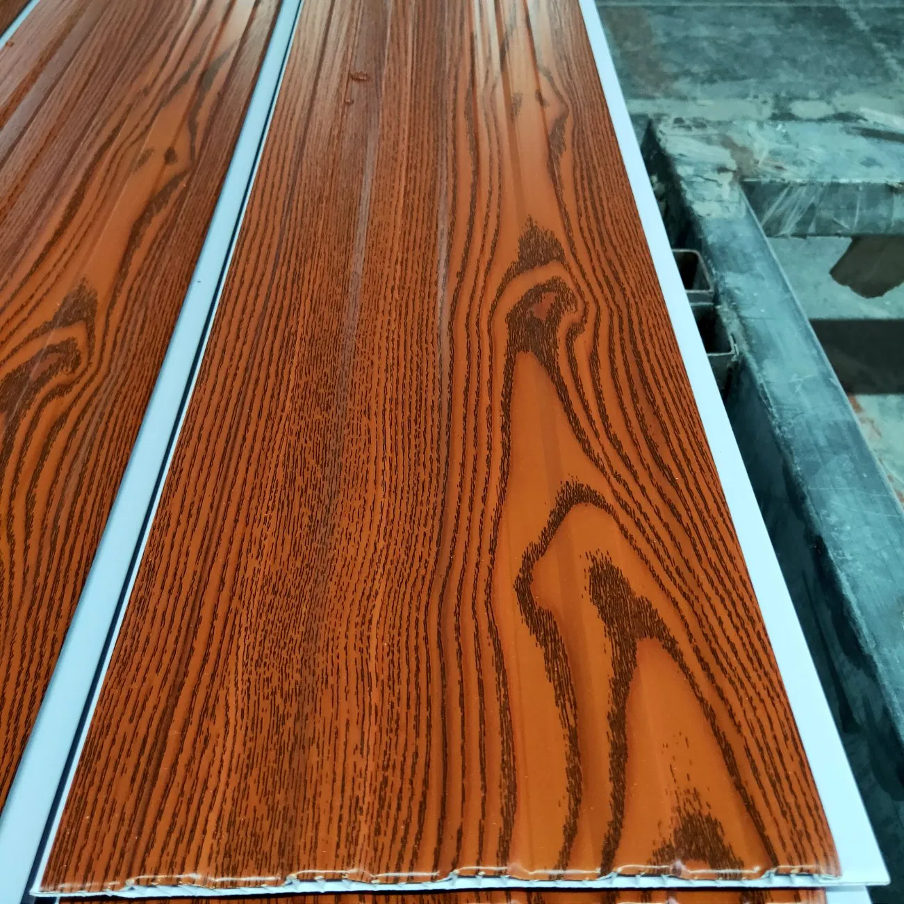 Fast Install PVC Ceiling Waterproof Wood Laminate PVC Panel in China