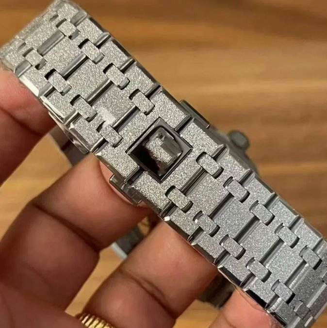 Factory Wholesale Super Clone Quality 904L Stainless Steel Sapphire Mirror Ap Watch