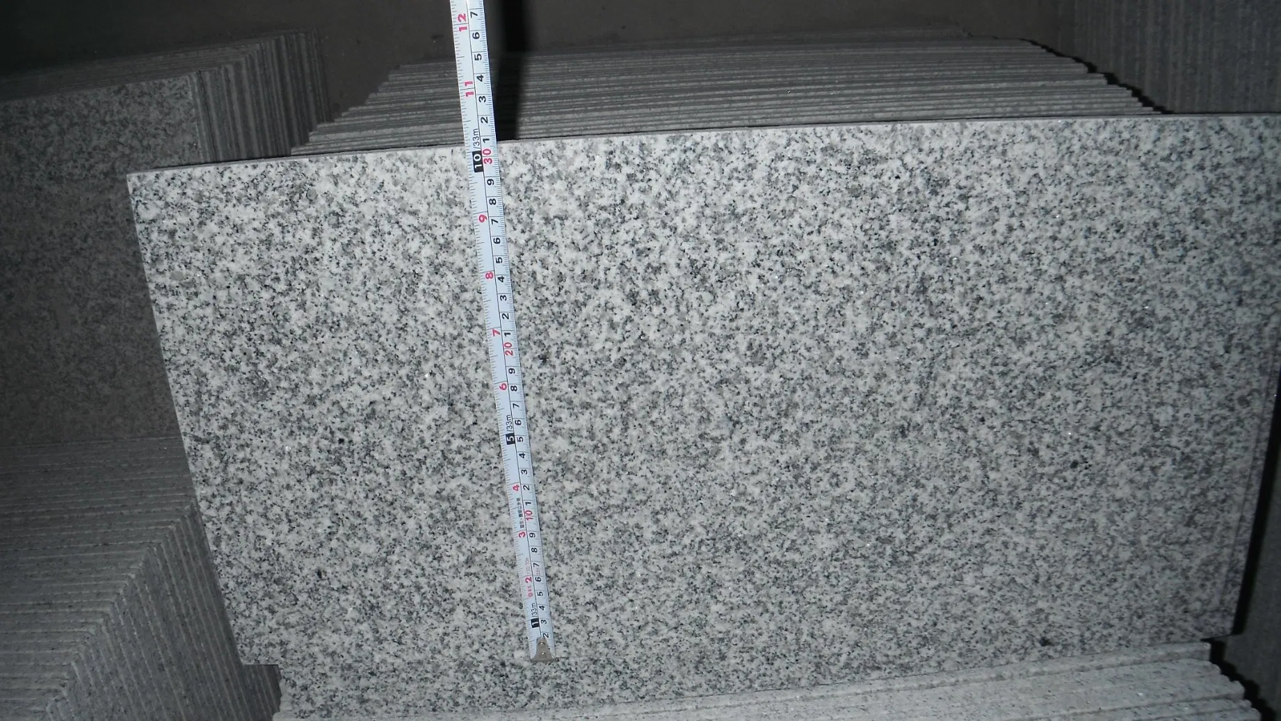 Hot Sale Flamed G623 Light Grey Granite Tile for Wall Decoration and Flooring