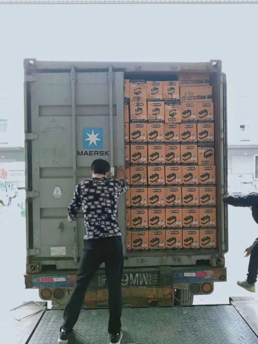 Гайковерт аккумуляторный COOFIX CF4003 с набором 120 предметов