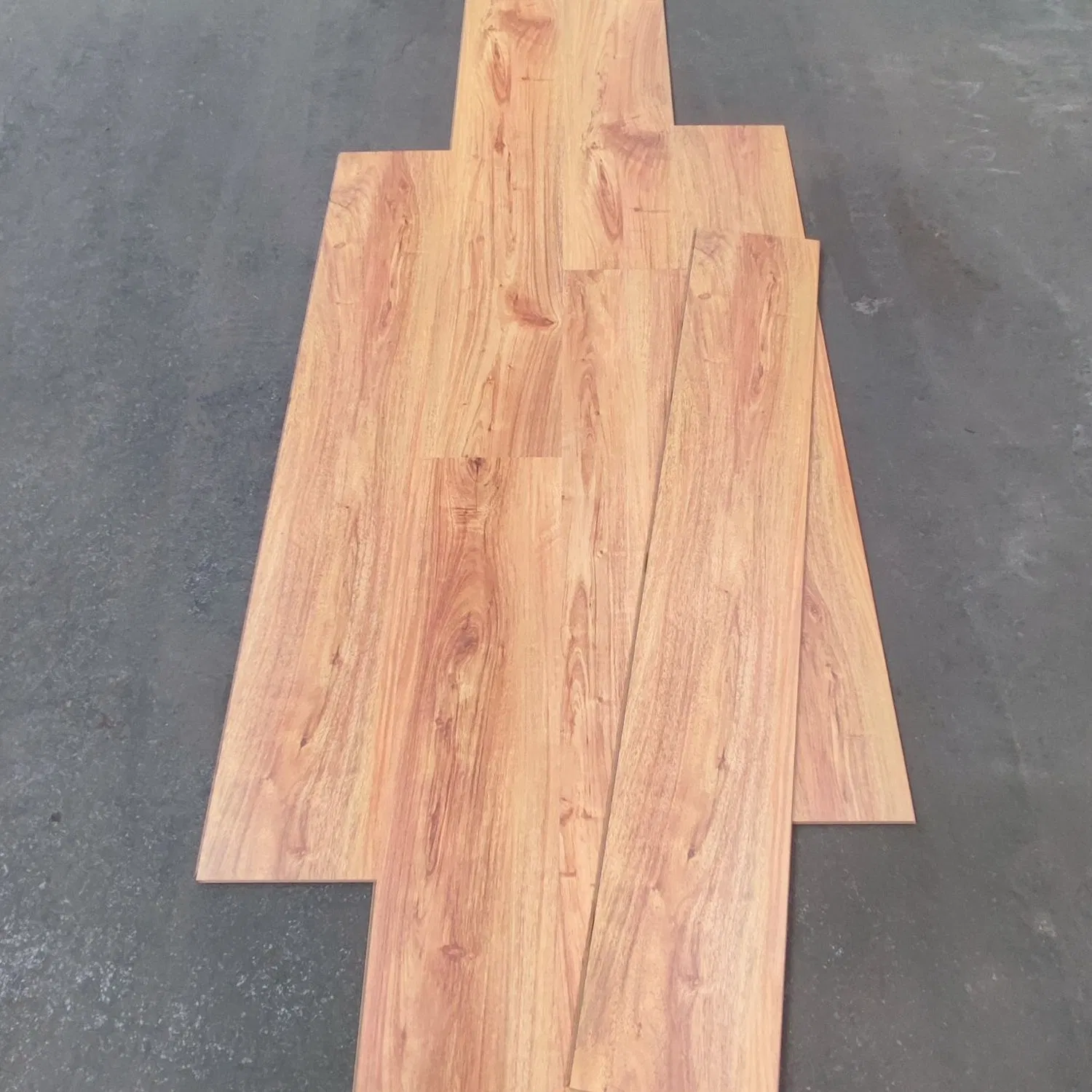 Slip Resistance 8mm HDF AC4 Wood Flooring Waterproof
