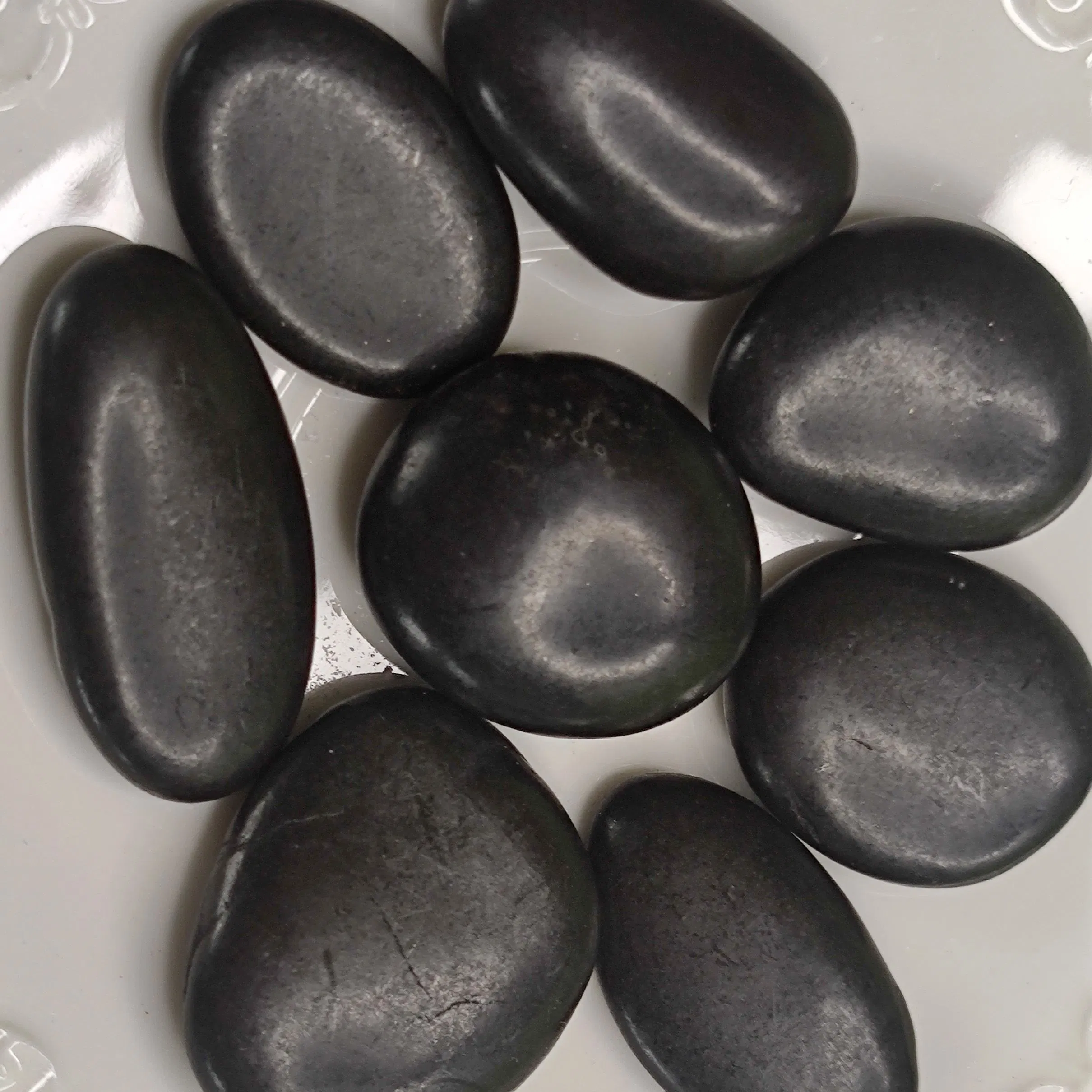 High Quality White Decorative Pebbles for Commercial Landscaping Bulk Orders