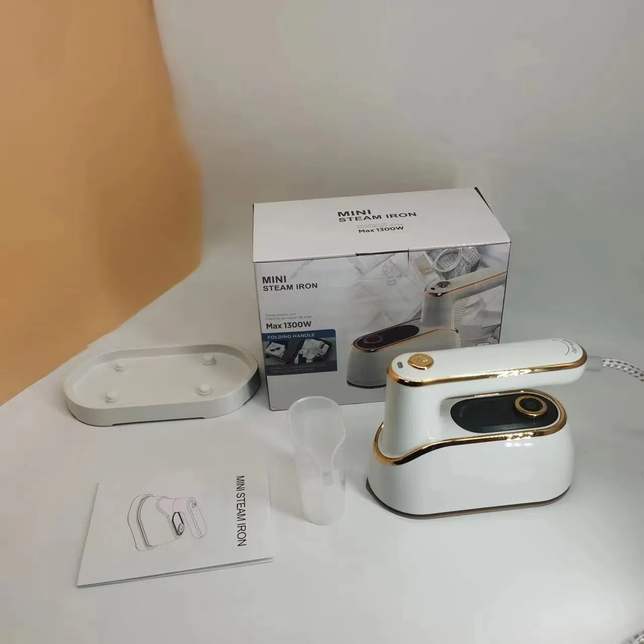 Laundry Equipment Ironing Machine Portable High Quality Steamer for Effortless Home and Travel