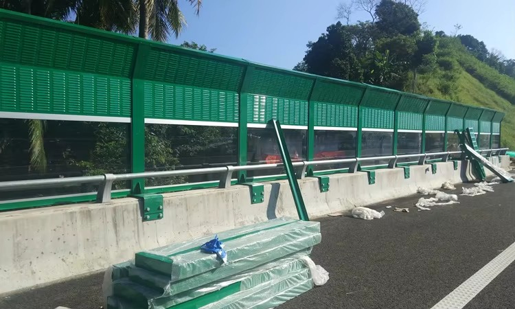 Eco-Friendly Noise Barrier Panels for Outdoor and Indoor Spaces