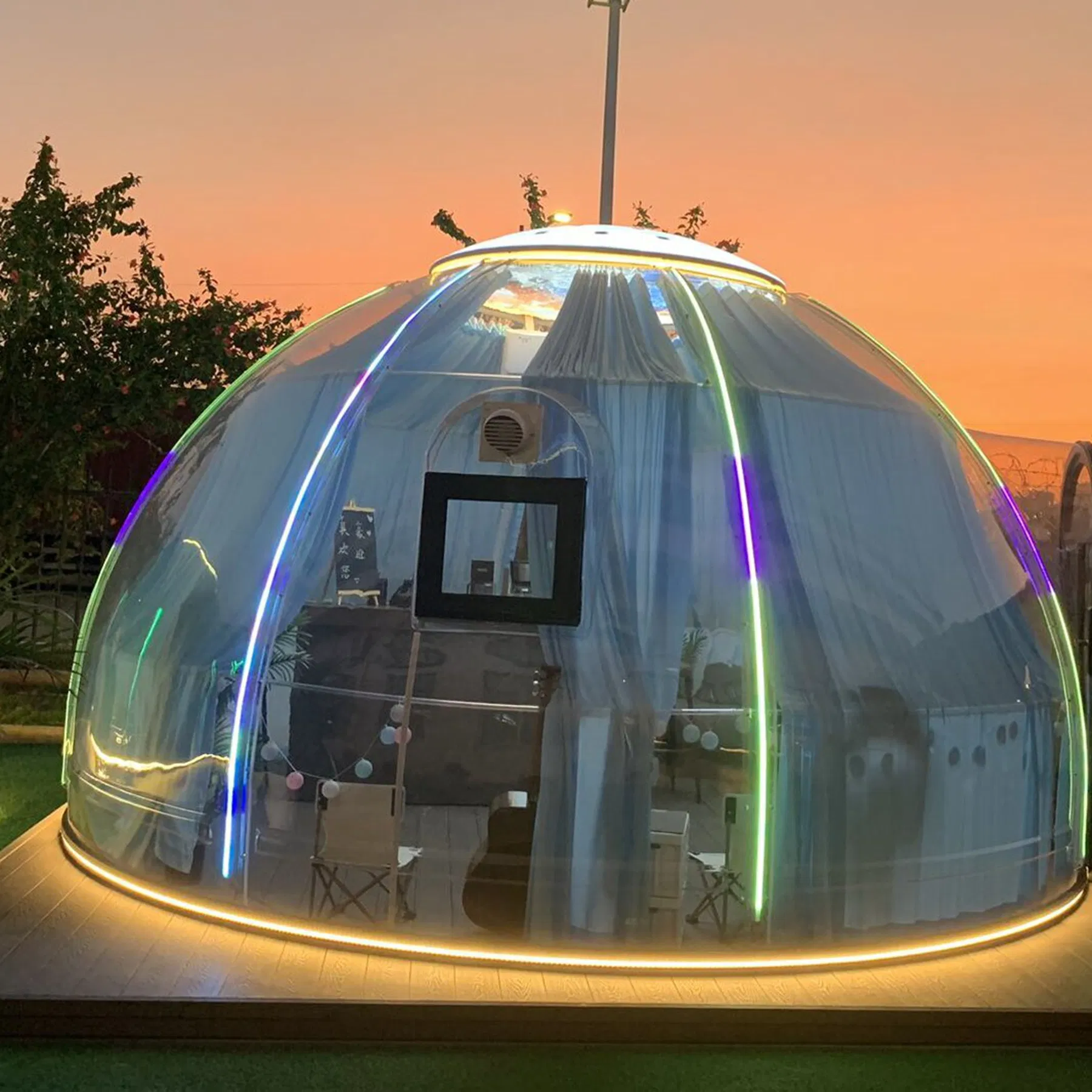 Full-Sized Camping Bed Experience in a Starry Sky Bubble