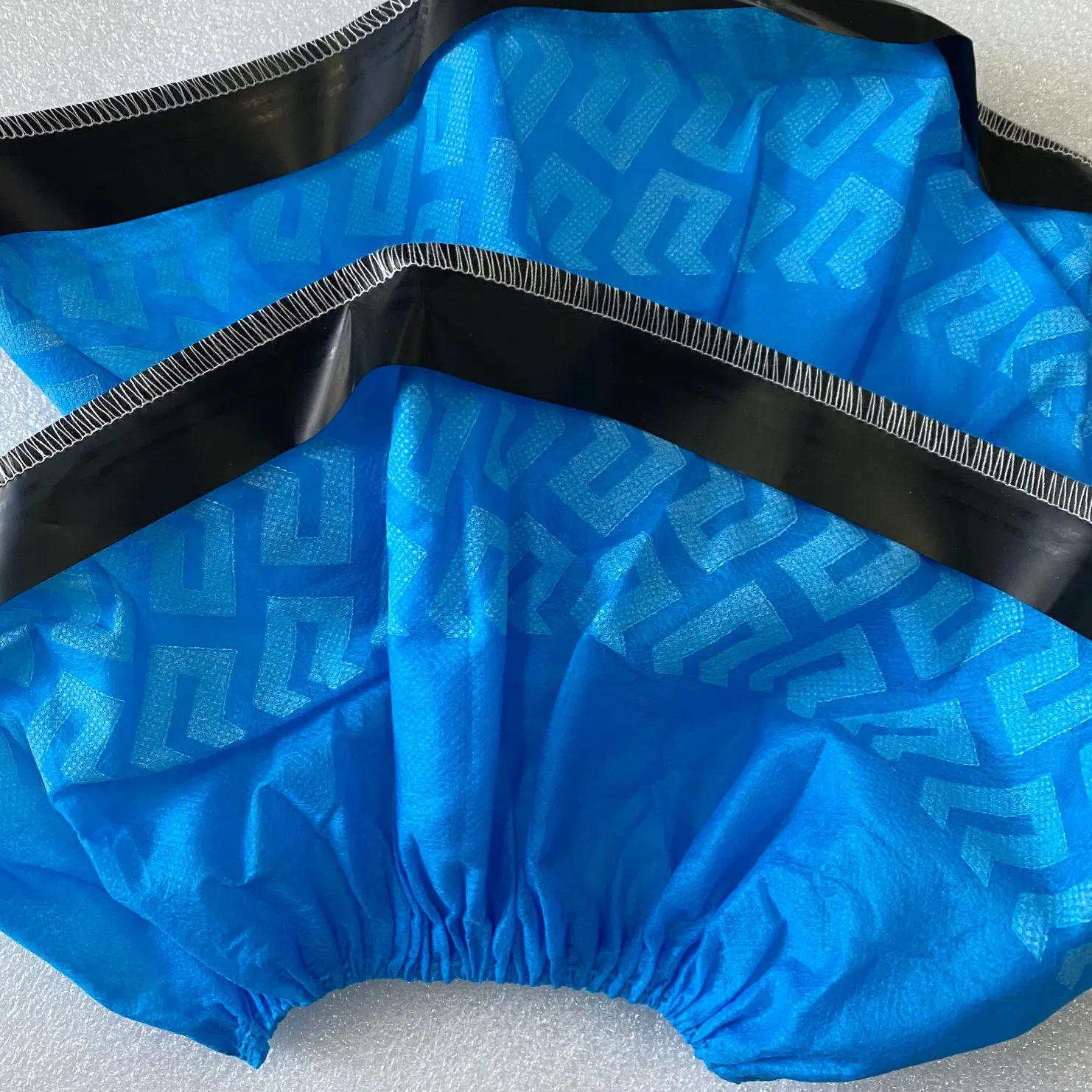 Ln-1608106 Anti-Slip Conductive Disposable Shoe Cover