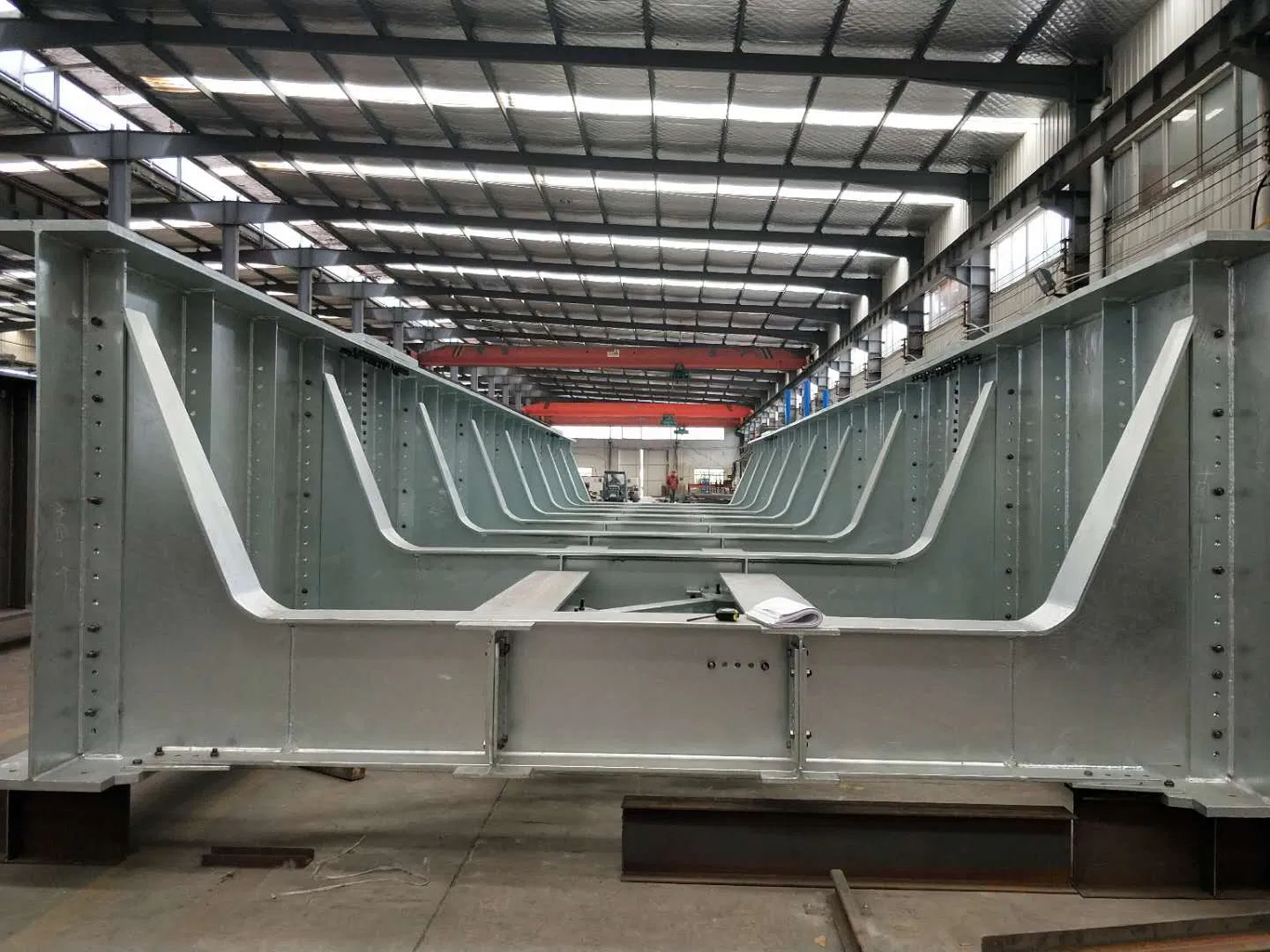 Steel Structure Prefab Truss Road Bridge/Railway Bridge/Steel Box Girder Bridge/