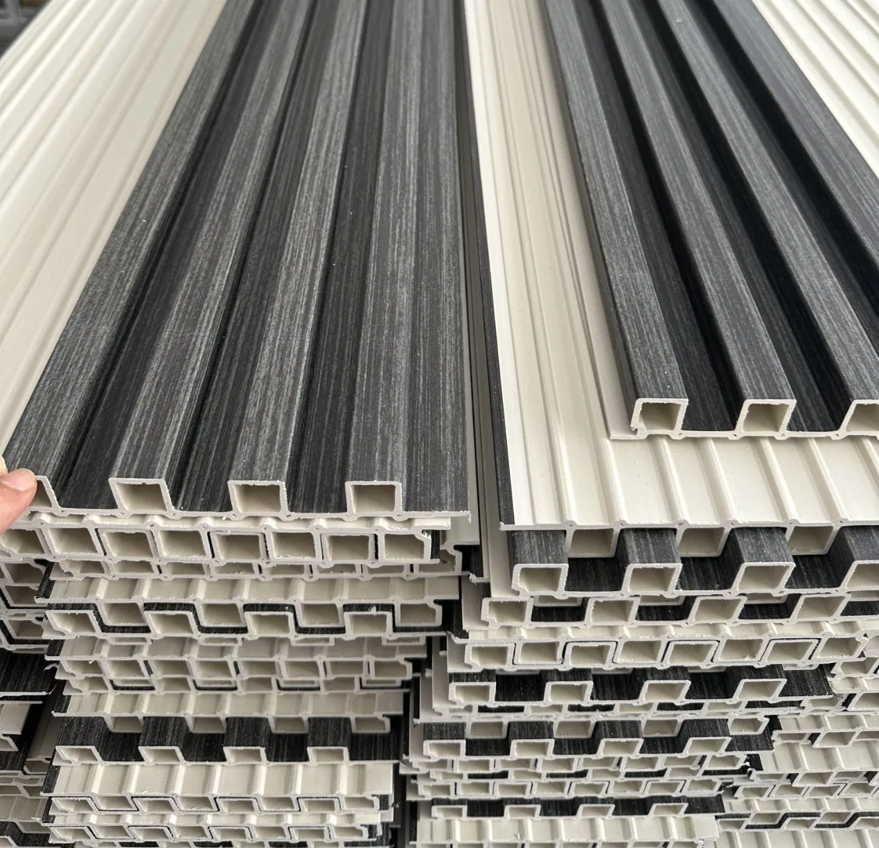 Popular Laminated WPC Fluted Wall Panel Interior Decoration for House