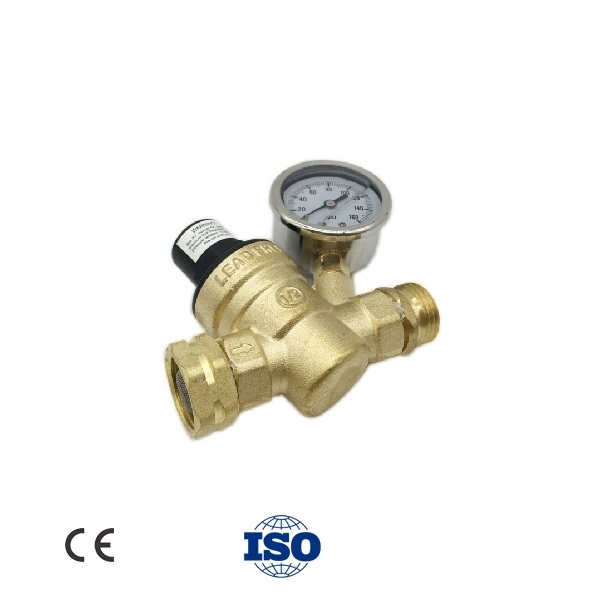 Hpwr26 3/4" Brass Lead-Free RV Water Pressure Regulator Valve, 3/4" Garden Hose Threads Water Pressure Reducer with Accessories