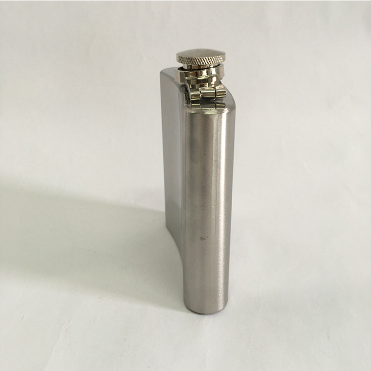 Stainless Steel Hip Flask Traveling Carry Wine Flasks with Silkscreen Print Logo for Red Tape Redbreast Redemption