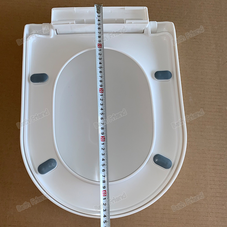 Wholesale Chaozhou Factory Waterproof Plastic PP Toilet Seat Cover Bathroom Wc Lid