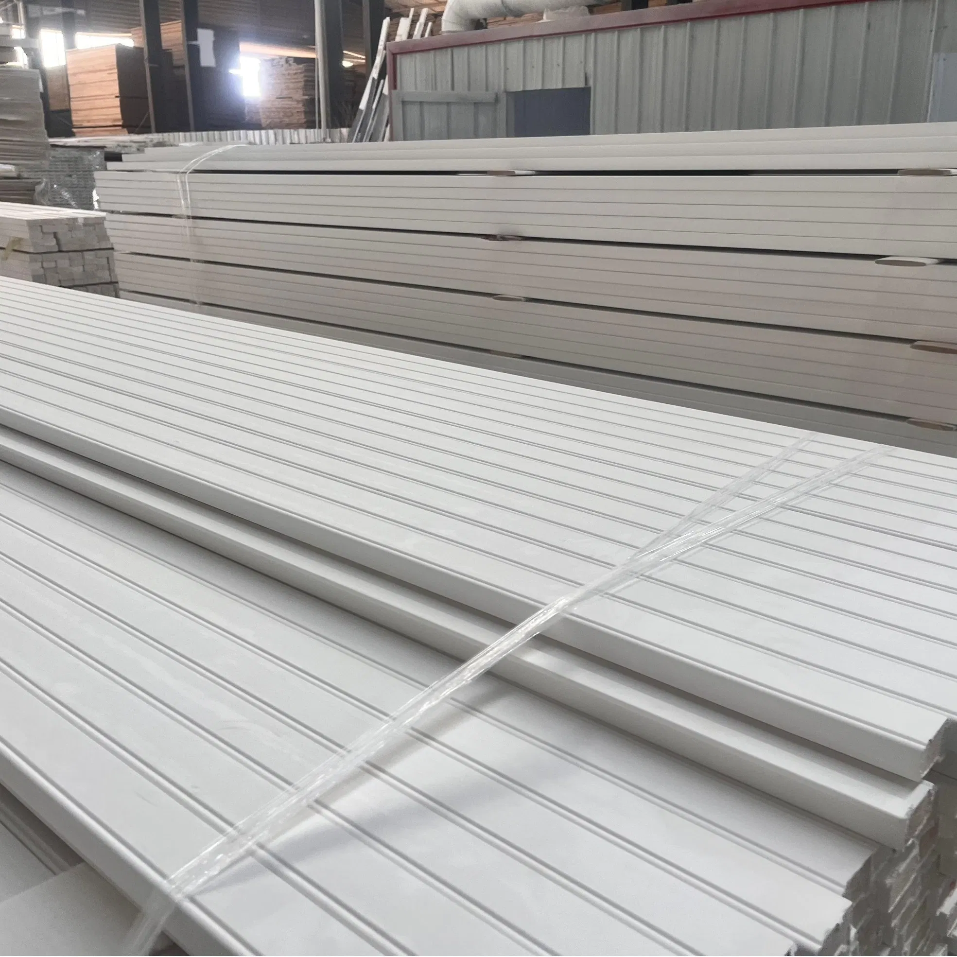 White Primed S4s E0 Wood Door Trim Waterproof Customizable Moulding Skirting Baseboard