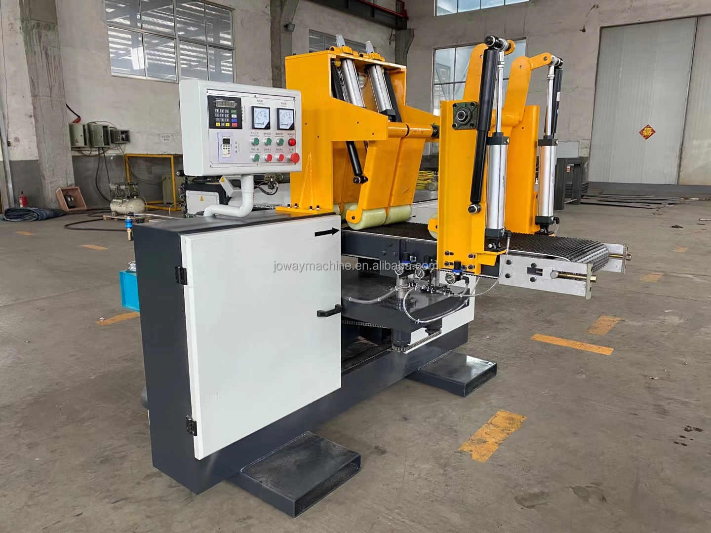 Пилорама ленточная автоматическая портативная