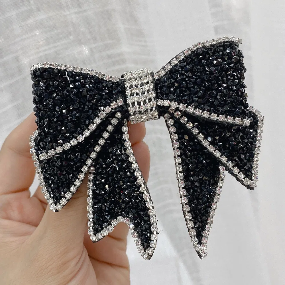 Зажим для волос с бантом и стразами в корейском стиле