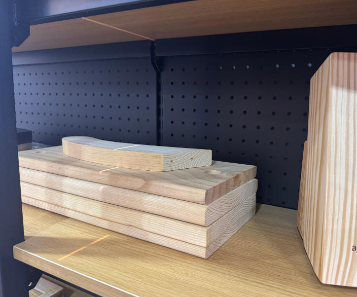 Wooden Ham Holder with Carbon Steel Bracket (SE-5816)