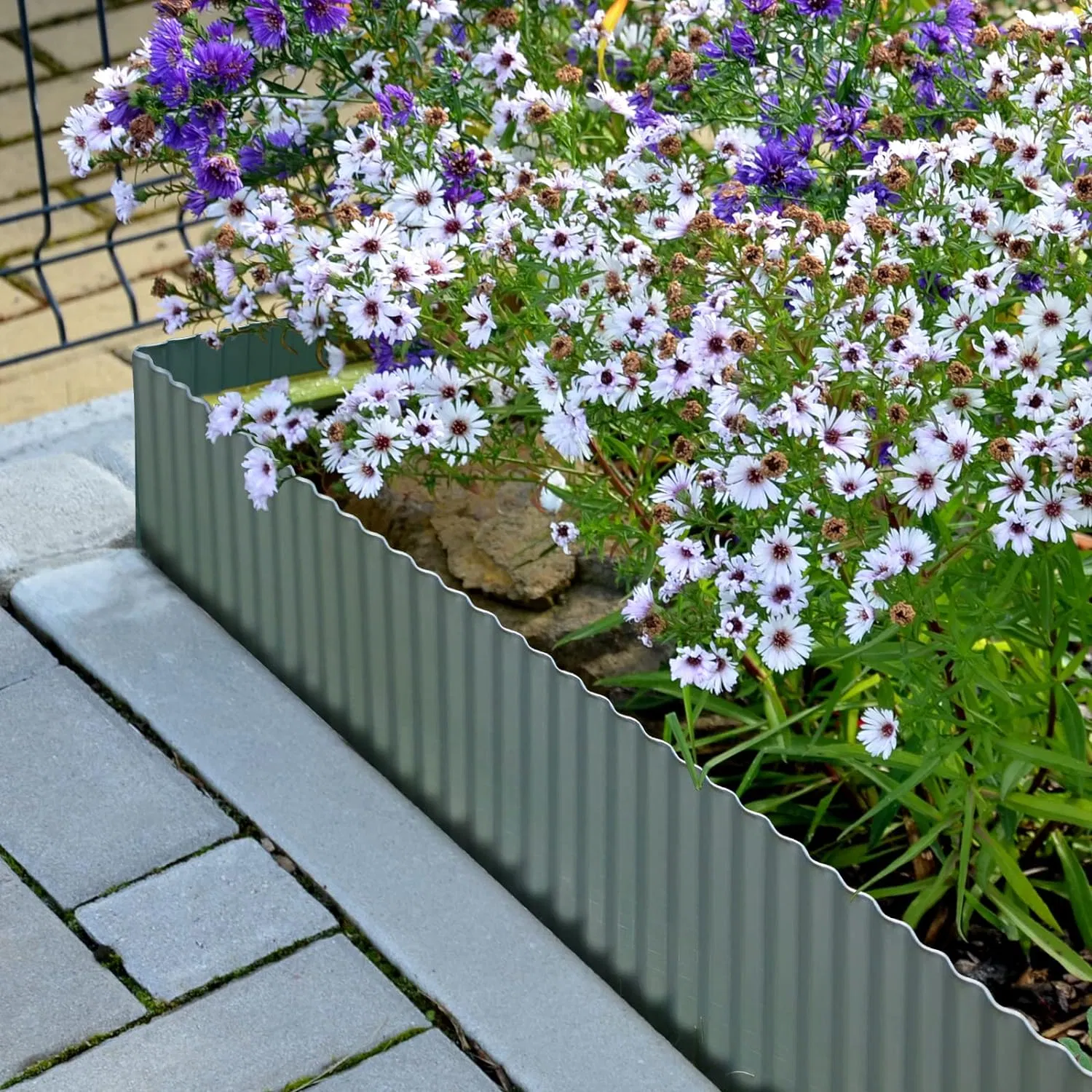 Iron Garden Metal Lawn Edging Steel Roll Garden Edge Border