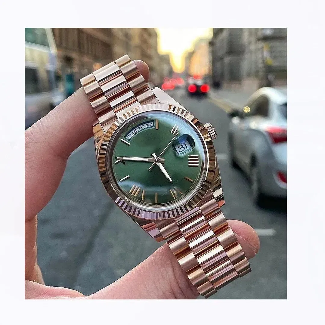 Gold Stainless Steel Watch Cover Top Luxury Sports Waterproof Watch Classic Design Green Fashionable Quartz