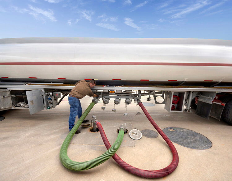 Multi-Purpose, 1/2/4/6/8-Inch PVC Suction Hose Adaptable for Various Liquid Transport Needs