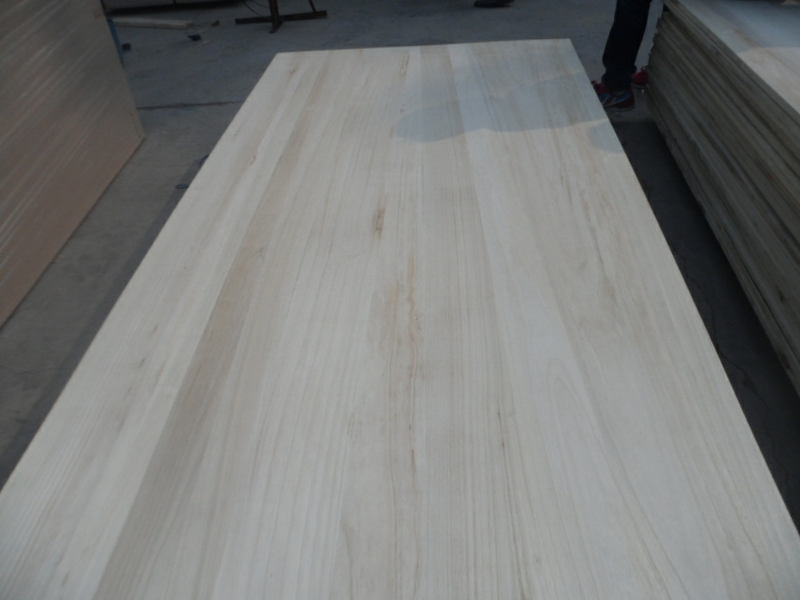 Kiri Board and Paulownia Wood for Wall Panels