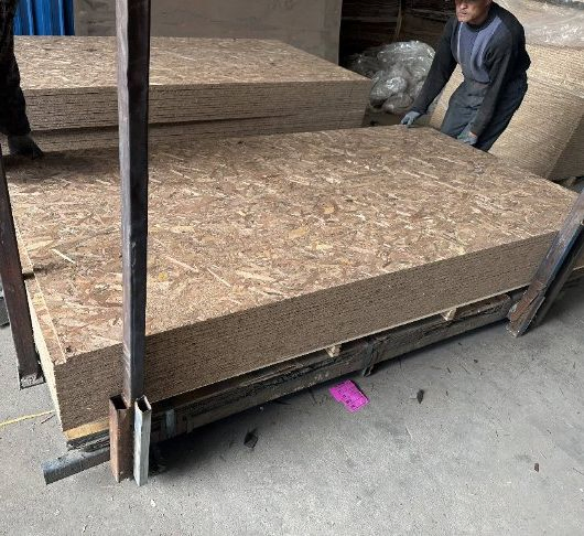 Hardwood Core Phenolic Board OSB Board Wall Sheathing