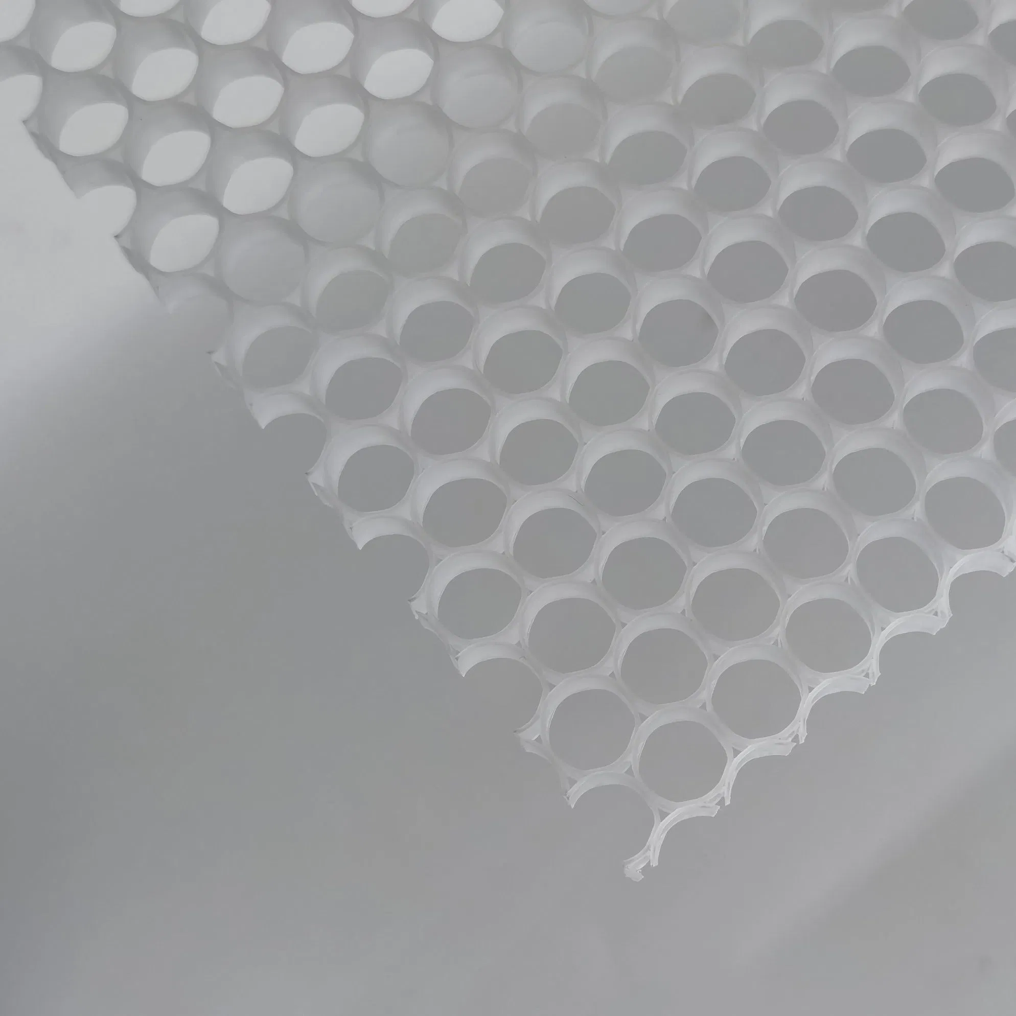 PP Honeycomb Core/Plastic Honeycomb Core Is Used for Air Filter Element/Composite Sheet/Water Saw Cutting Platform.