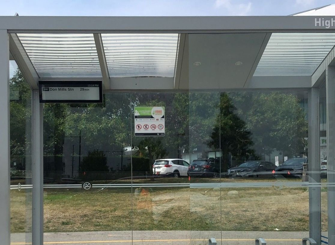 25.3 Inch Solar Power E Ink Display Outdoor E-Paper Display E Book Bus Stop E-Ink Signage