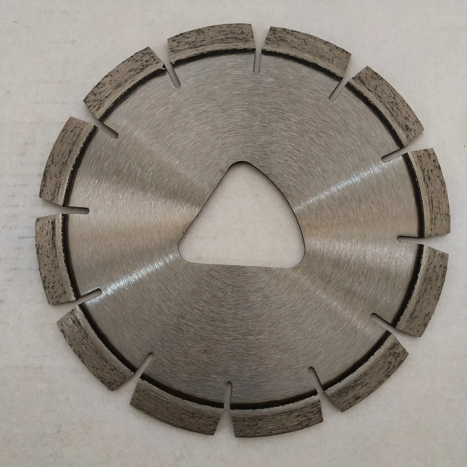 6" Triangle Hole Diamond Blades for Aggregate & Green Concrete