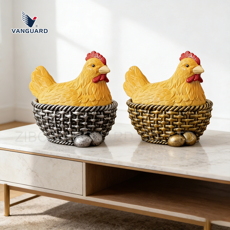 Chicken Shape Ashtray Wholesale Gift Ware Unique Ornament Custom Resin Statue for Home Decoration