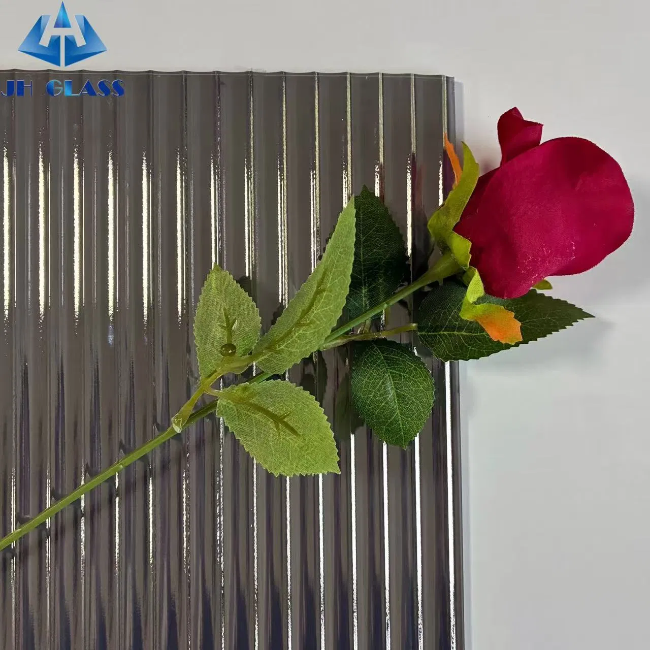 4/5/6mm Tinted Patterned Glass for Office Cabins & Hotel Bathrooms