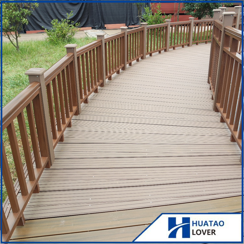 3D Embossed Fencing Board Wooden Embossing Anti UV Waterproof WPC Fence