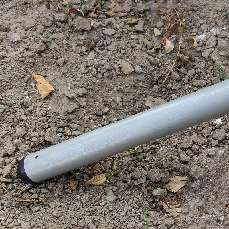 Wholesale Yemen Market Hot Selling Carbon Steel Garden Hoe Multipurpose Farming Tool
