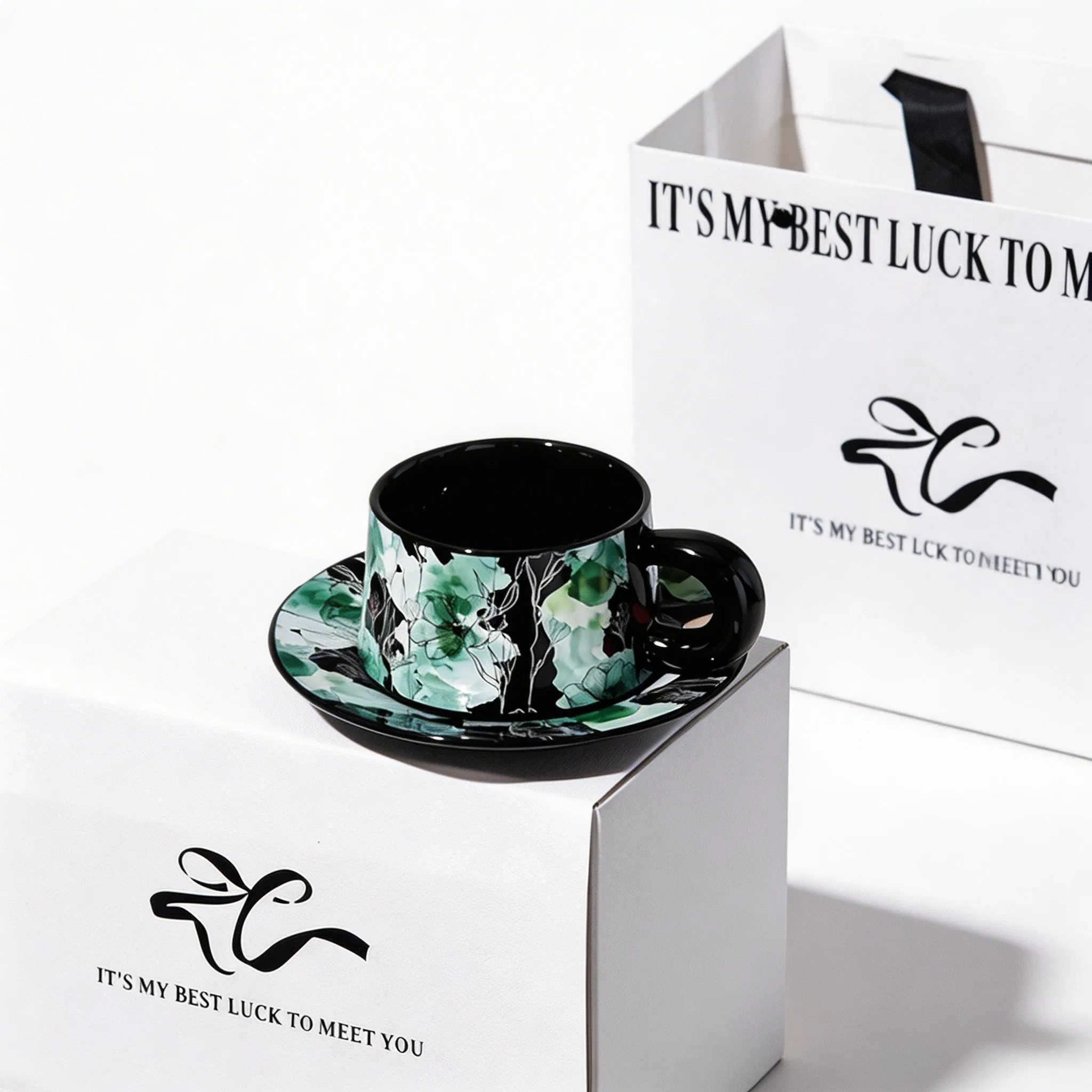 Фарфоровая кофейная кружка двойная Luxury Porcelain с подарочной упаковкой