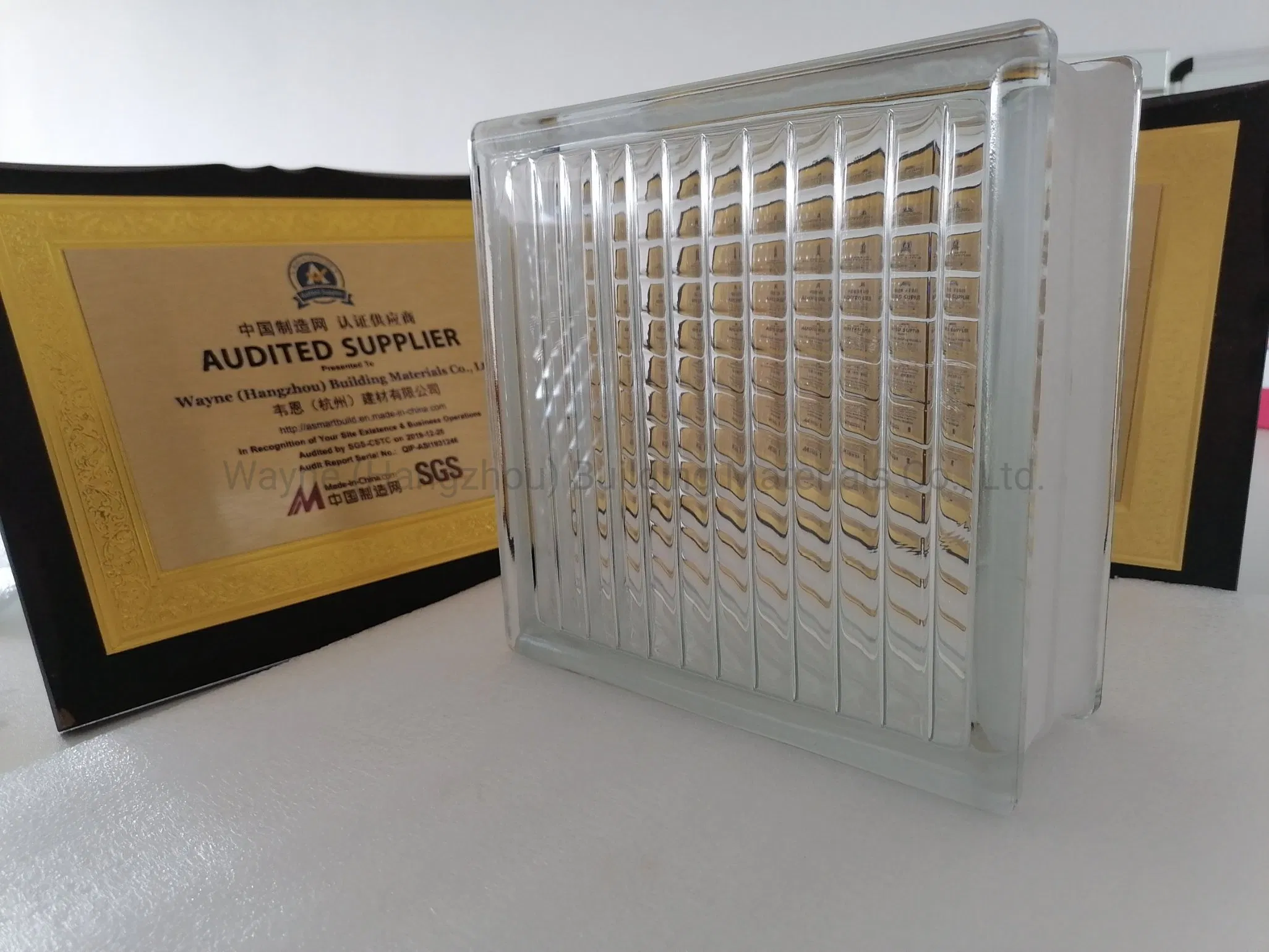 Transparent Design Pattern Glass Block 190*190*80mm From 17 Years Experience China Reliable Glass Supplier One Stop Service