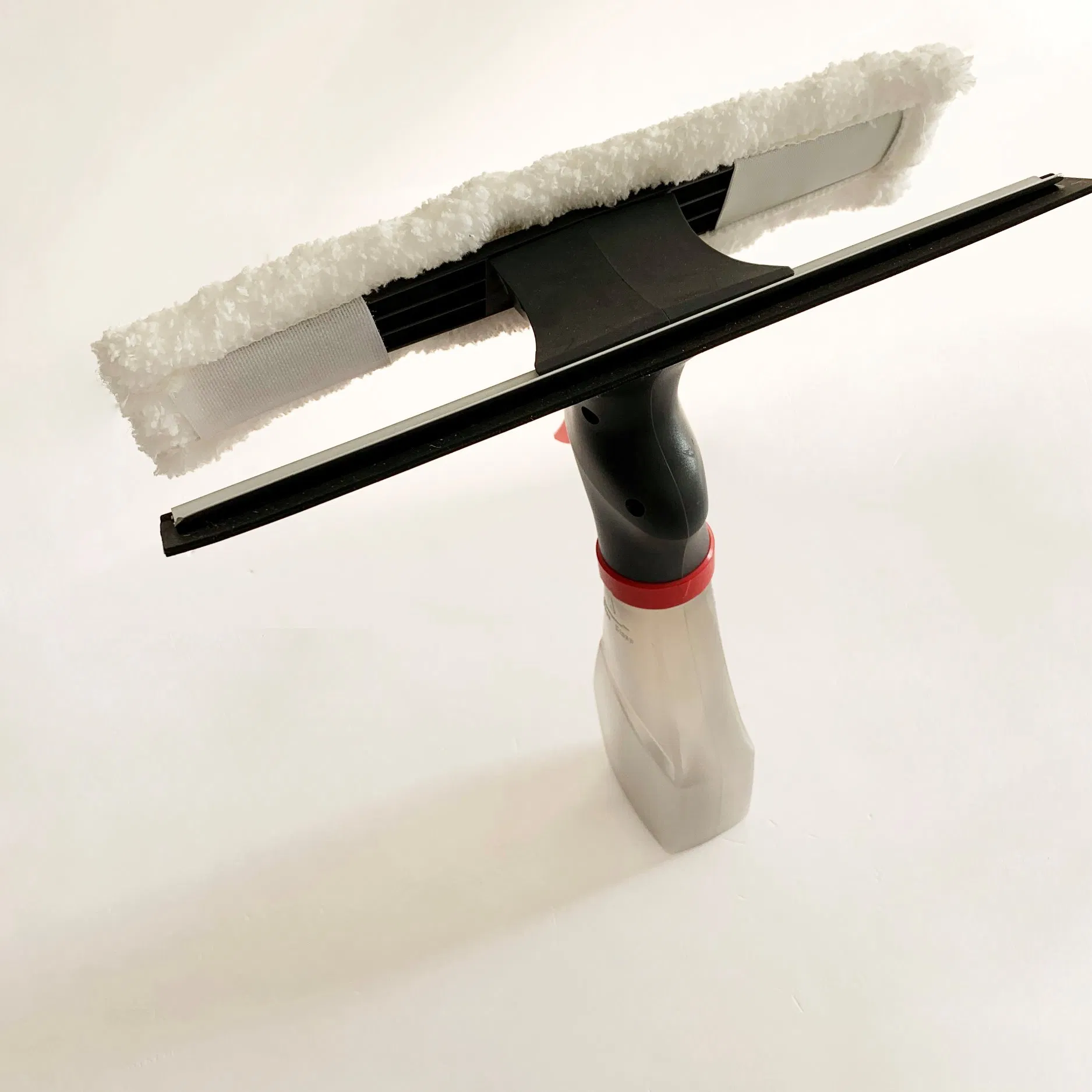 Spray Window Cleaner with POM Flat Plate PP Water Bottle and Double Sided Head Aluminium Holder with Rubber and Microfibre Pad for Glass Cleaning