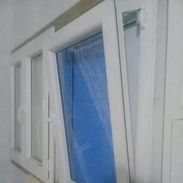 Cheap Commercial Waterproof Tempered Glass Panel Aluminium Bathroom Doors