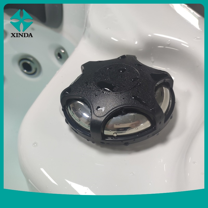 Надувной СПА-бассейн на 6 человек с гидромассажем