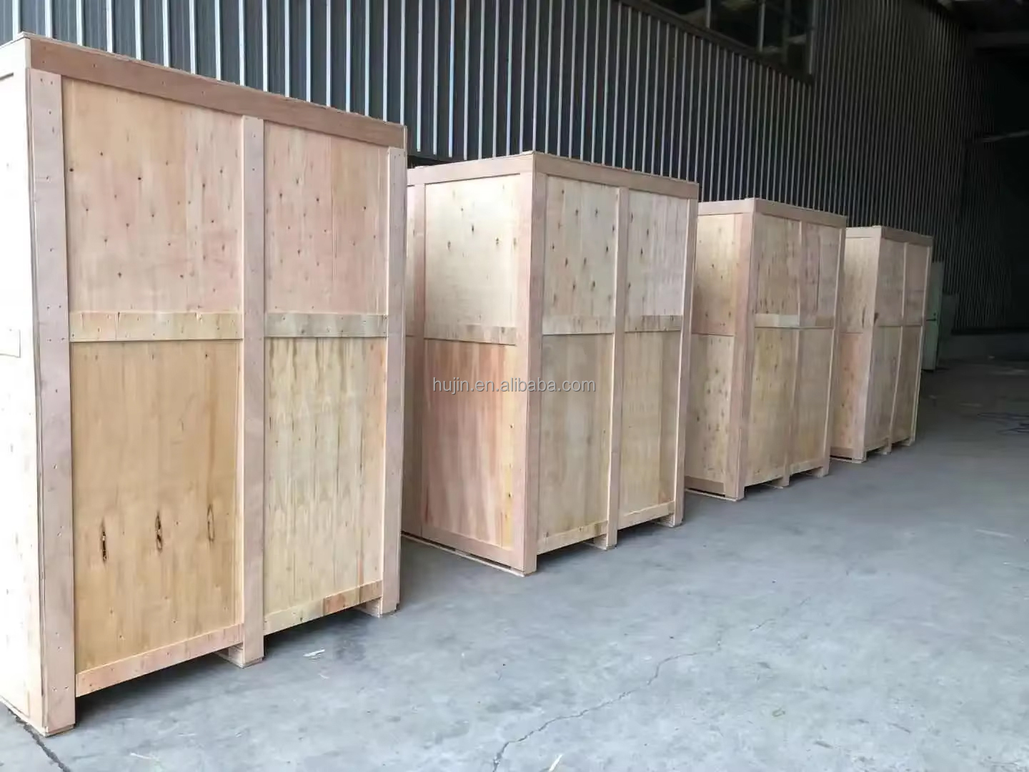 Станок ленточнопильный горизонтальный поворотный автоматический GWK4232