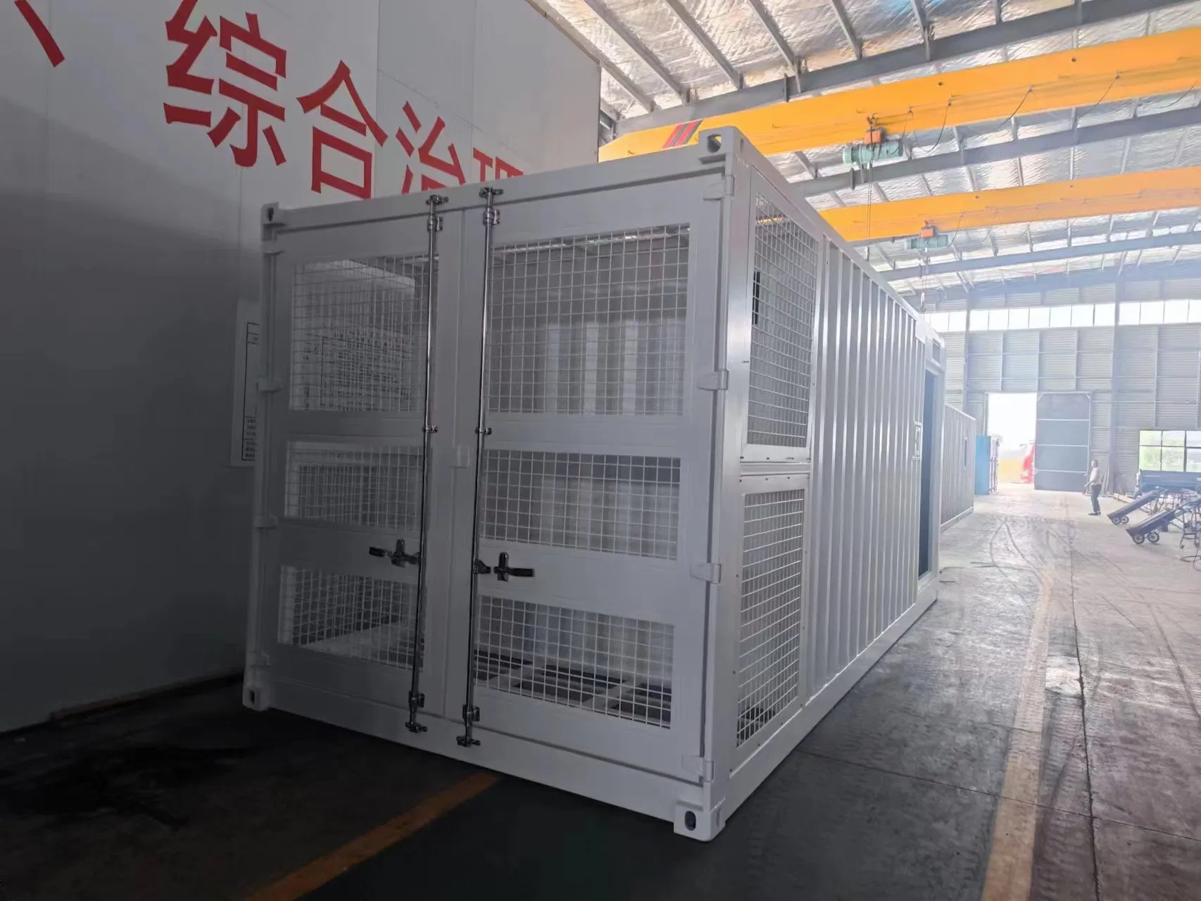 2022 Large Space 40kw 200kw 640kw for 192sets Server Overclock with Free Water Tower Immersion Liquid Cooling Container