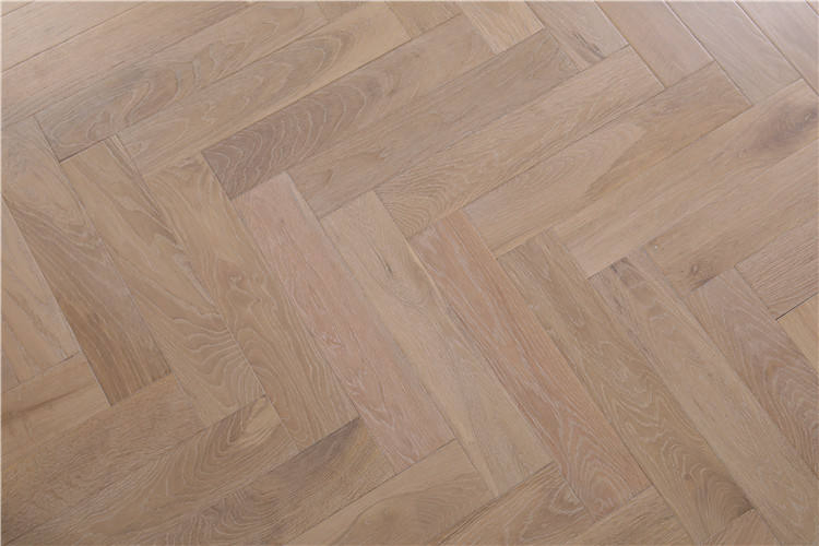 Luxury Wood Flooring Oak Solid Hardwood Flooring Design White Oak Carton + Wood Pallet Parquet Versailles for Residential Building