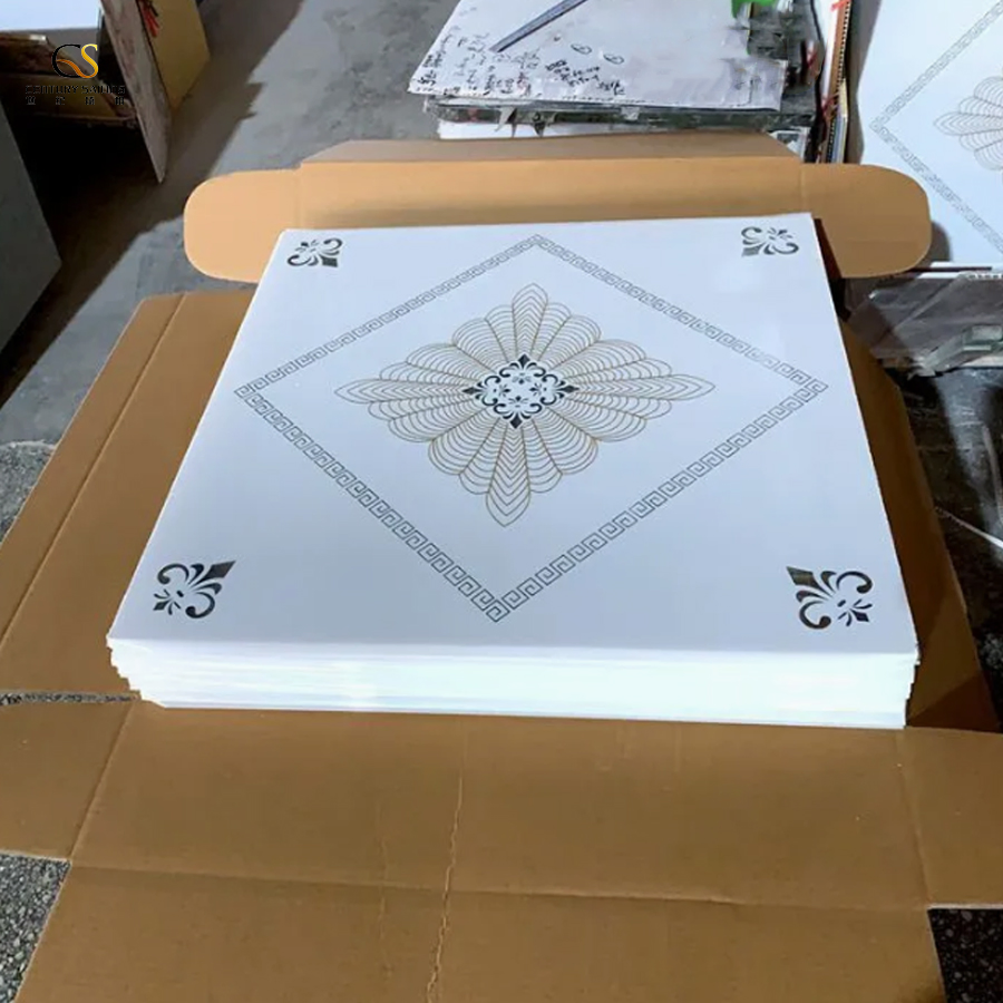 Hot Sale Decorative Board 595/603*595/603 mm Moisture Proof Indoor Gypsum Plastic Material PVC Indoor Ceiling