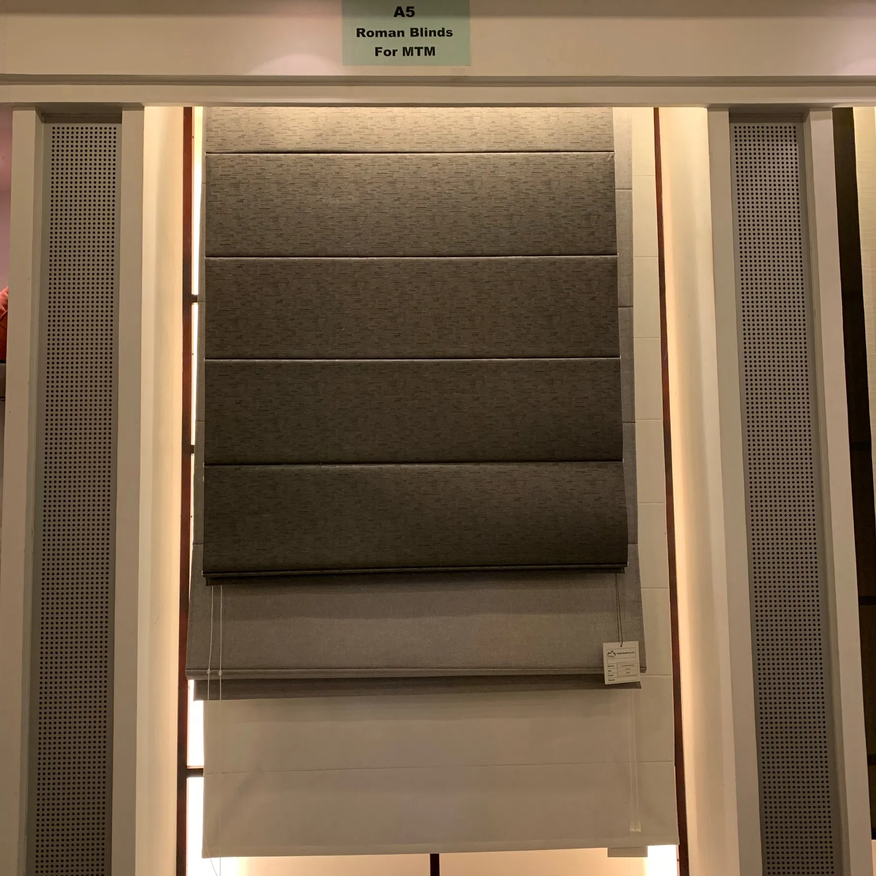 Roll up Polyester Window Blind Roman Shades Blackout Roman Fabric Electric Roman Blind