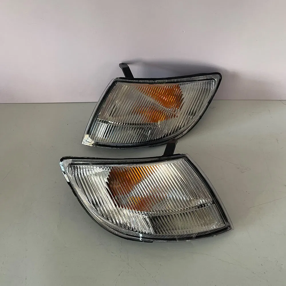 Угловые фары Nissan Rnessa N30 1997-2001