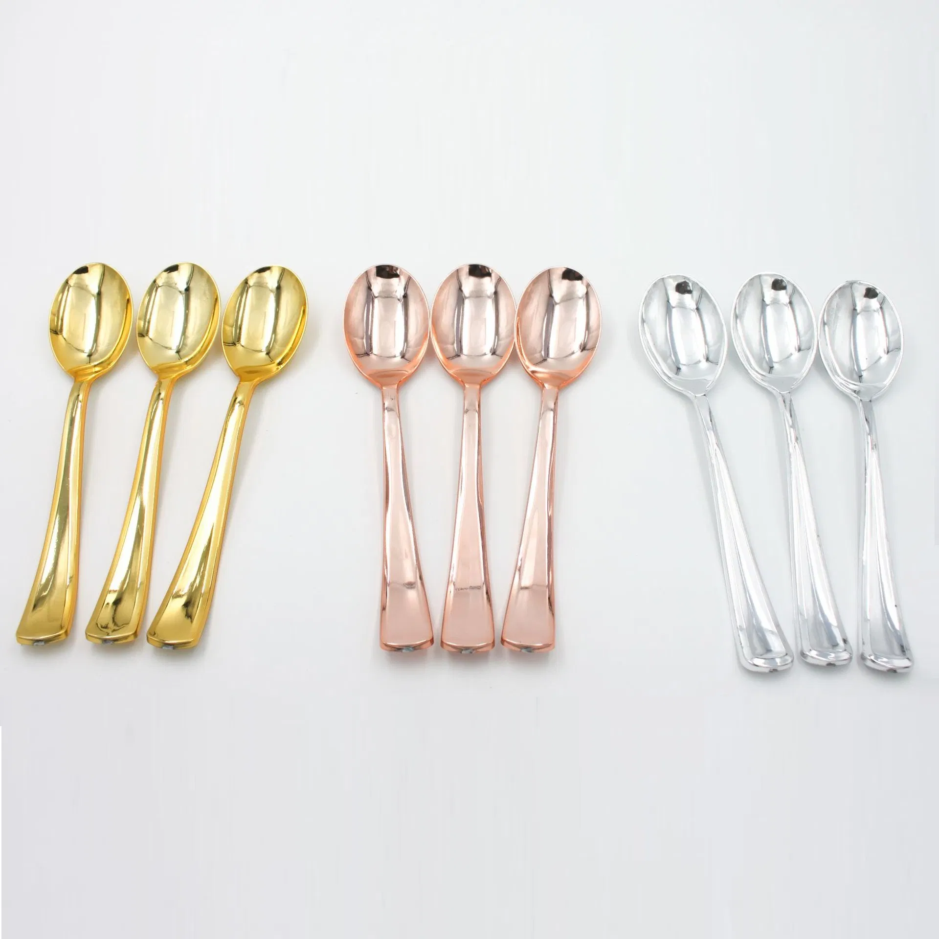 Wholesales Disposable Gold Plastic Cutlery Dinner Tabeleware Set Egg Cutlery Set Golden