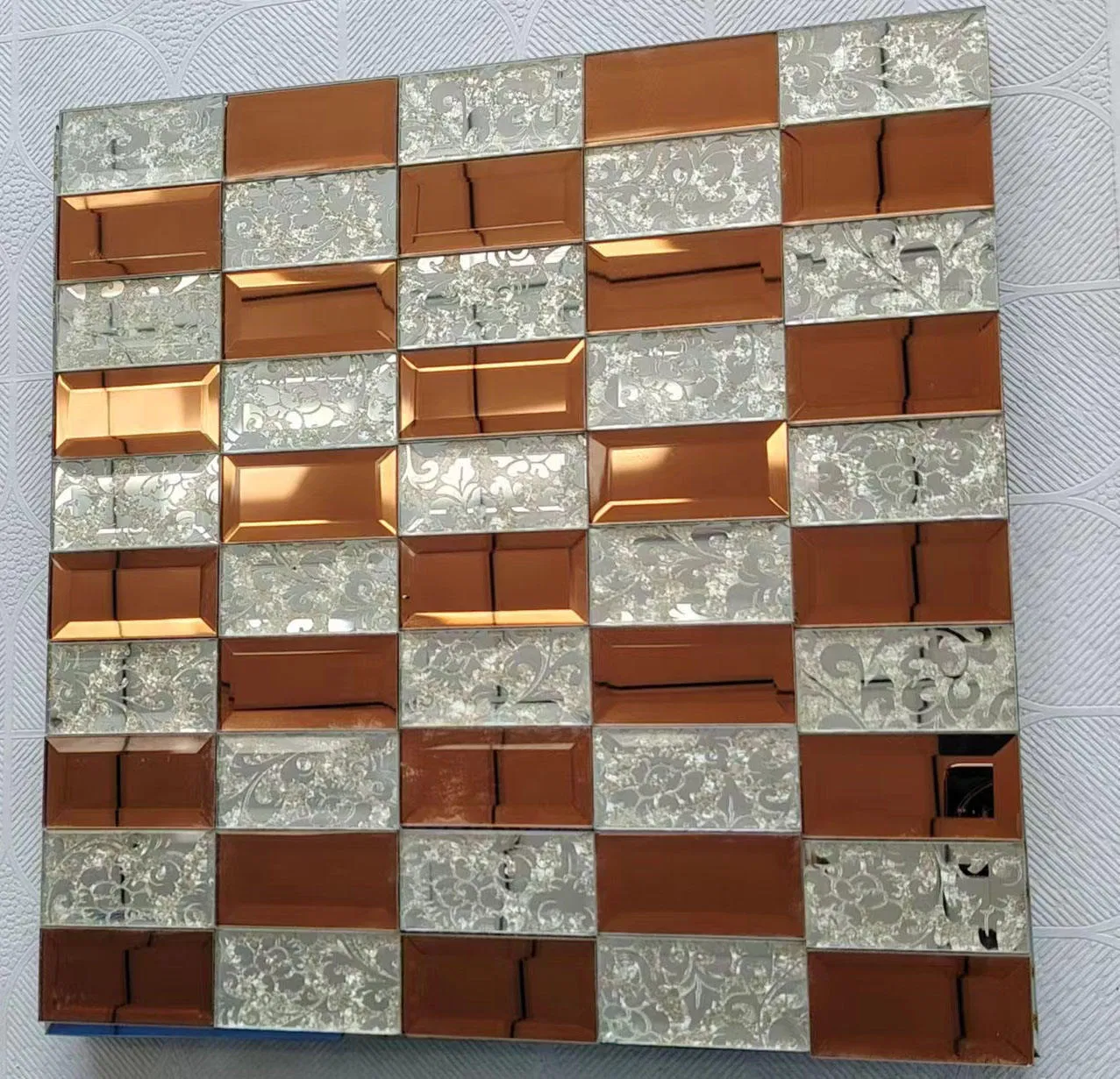 Beautiful Glass Mosaics From China Flat Solid Structure for Building Decoration