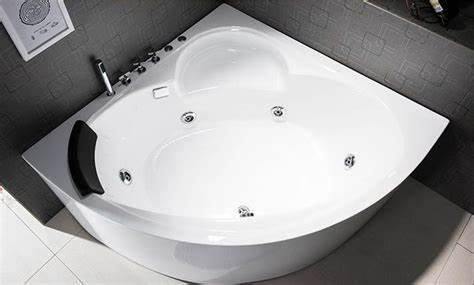 Акриловая угловая ванна полукруглая