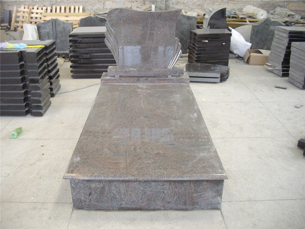 Spray White Granite European Style From China Custom Gravestones/Tombstone/Monument