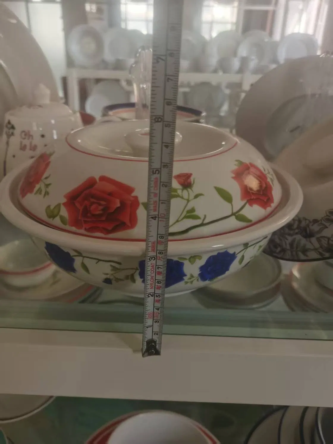 Elegant 9.5 Inch Bowl with Lid for Kitchen Organization Cover Porcelainware Ceramic Kitchenware Tableware